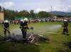 UKÁŽKA PRE ZÁKLADNÚ ŠKOLU 2006<br>Ukážka hasenia požiaru.<br>autor: DHZ NP