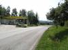 PRIEVIDZSKÁ ulica<br>Výjazd z obce - smer Prievidza<br>autor: P.Èernák 2005